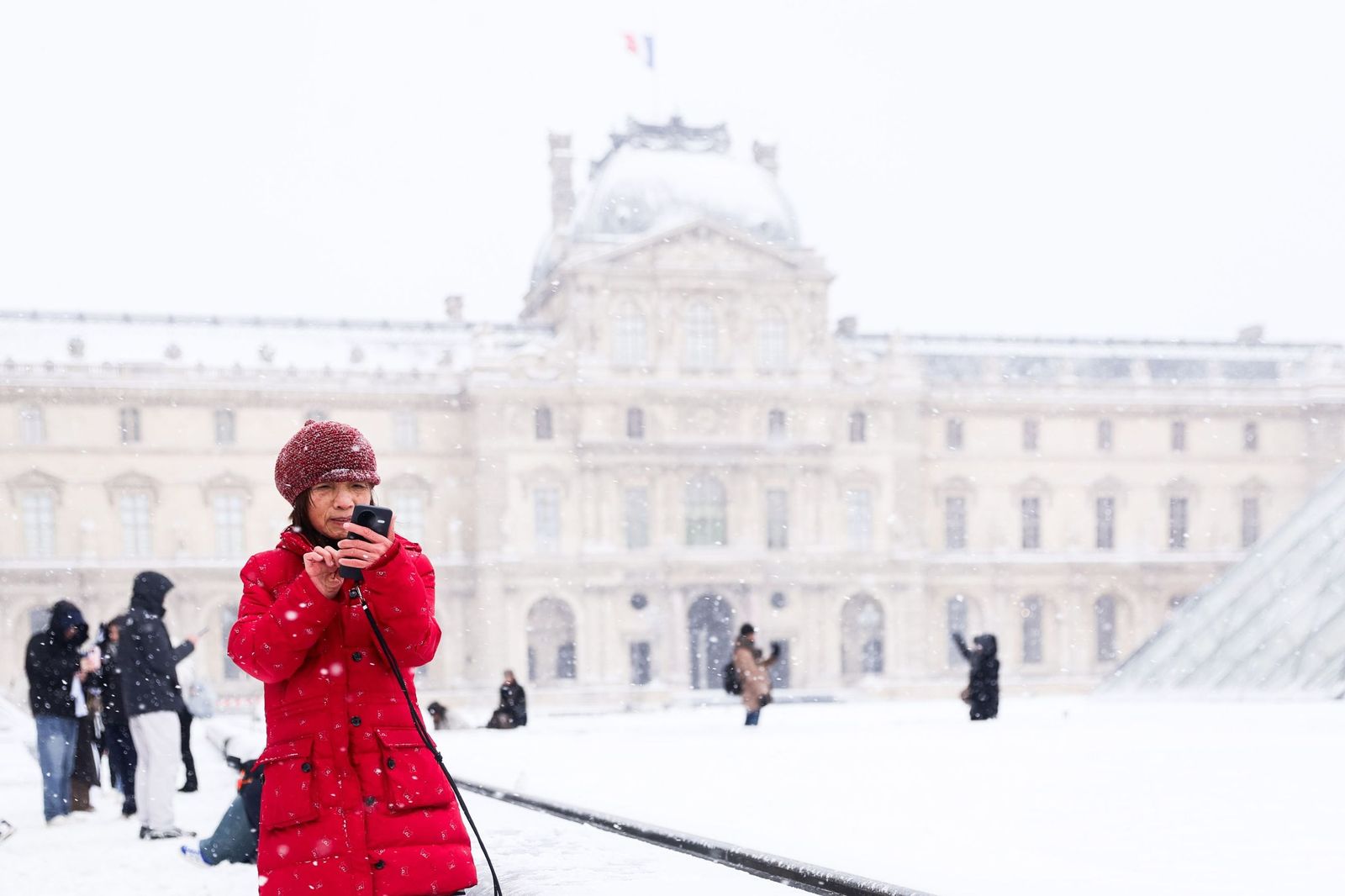 Las fotos del temporal de nieve en París