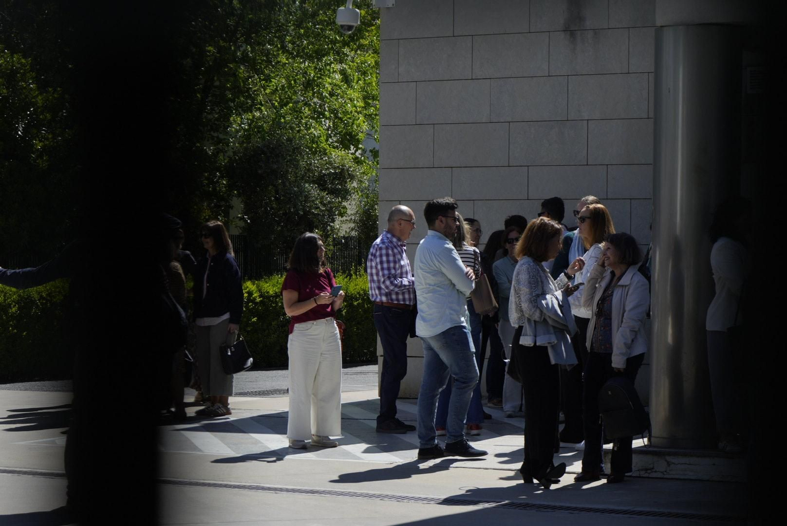 Así se vivió el apagón en las calles de Huelva, en imágenes