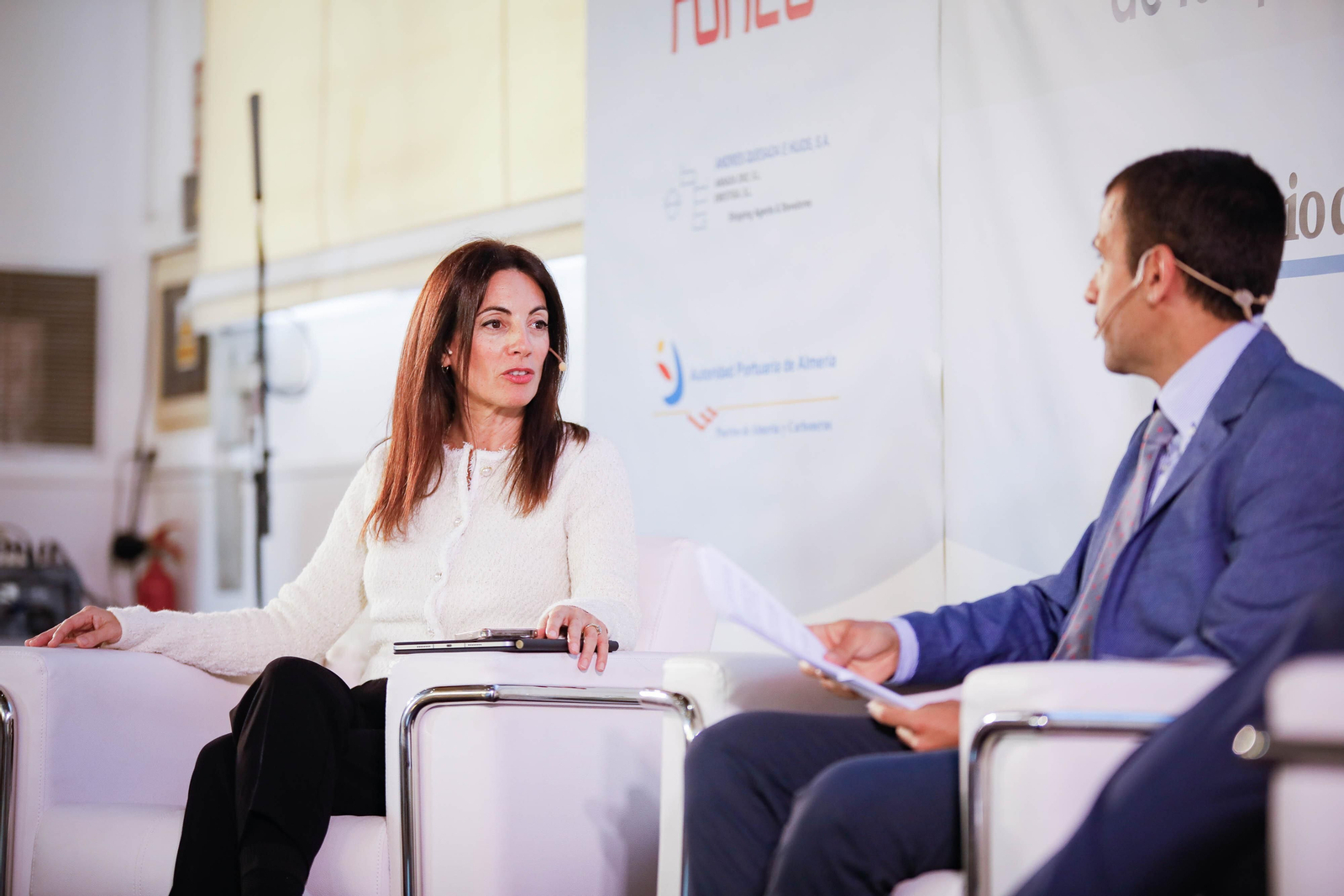 Imágenes del desayuno informativo