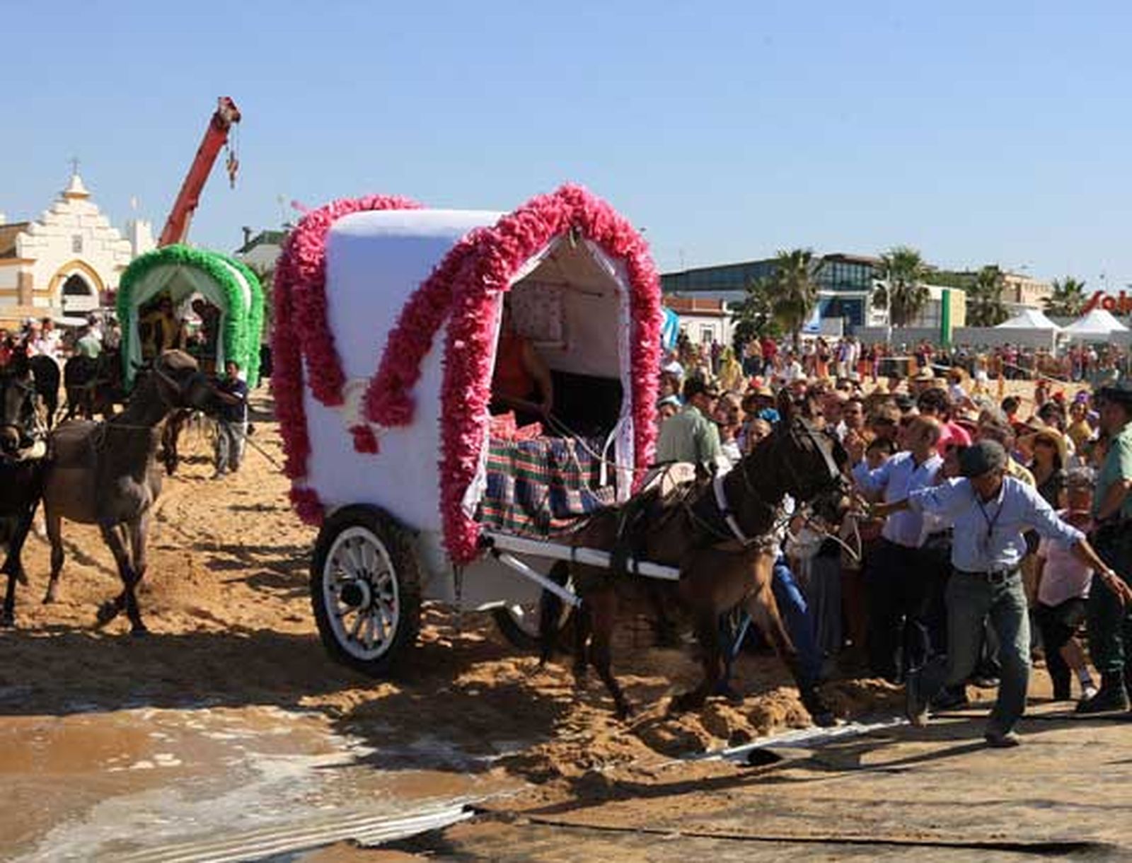 Indignación en los peregrinos en el momento del embarque. 

Foto: Juan Carlos Toro