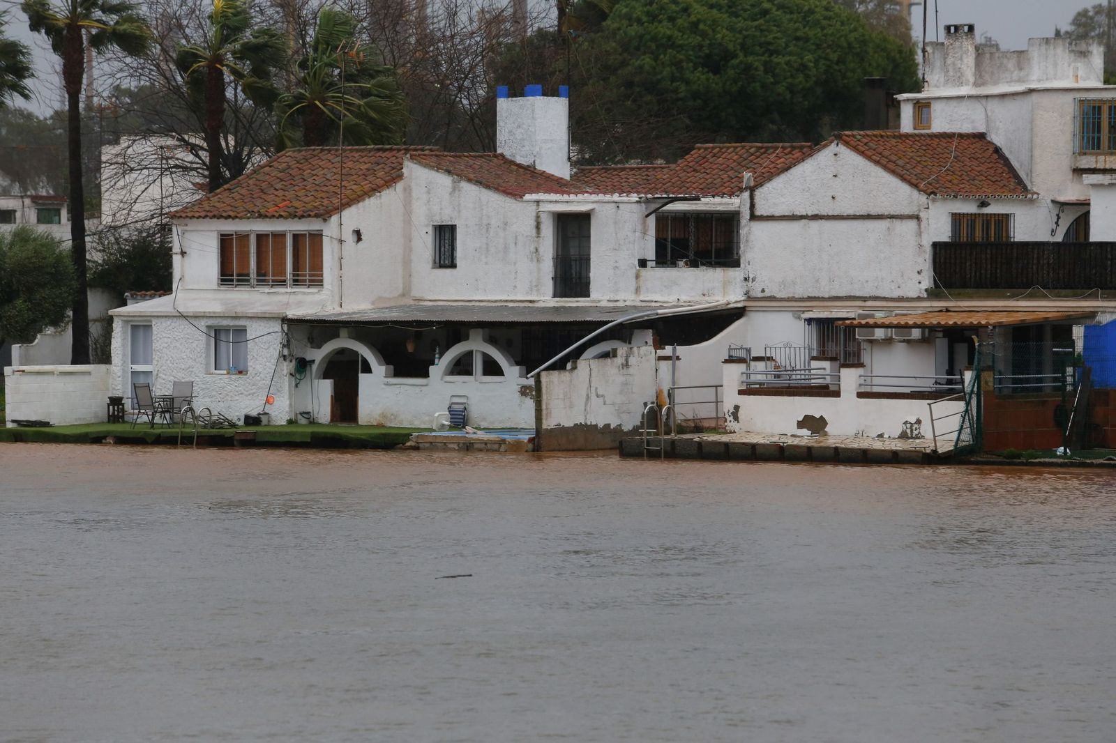 Fotos del temporal de lluvia y viento por la borrasca Kristin en el Campo de Gibraltar