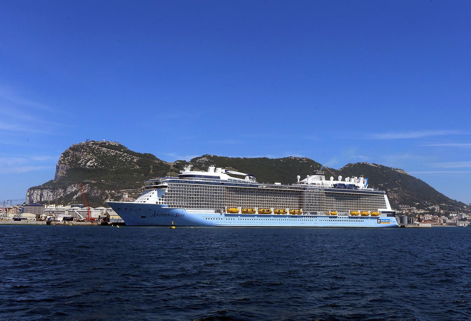 Un crucero en Gibraltar.