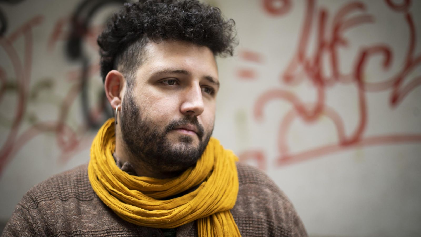 El autor de 'Cosas vivas' posa para Granada Hoy