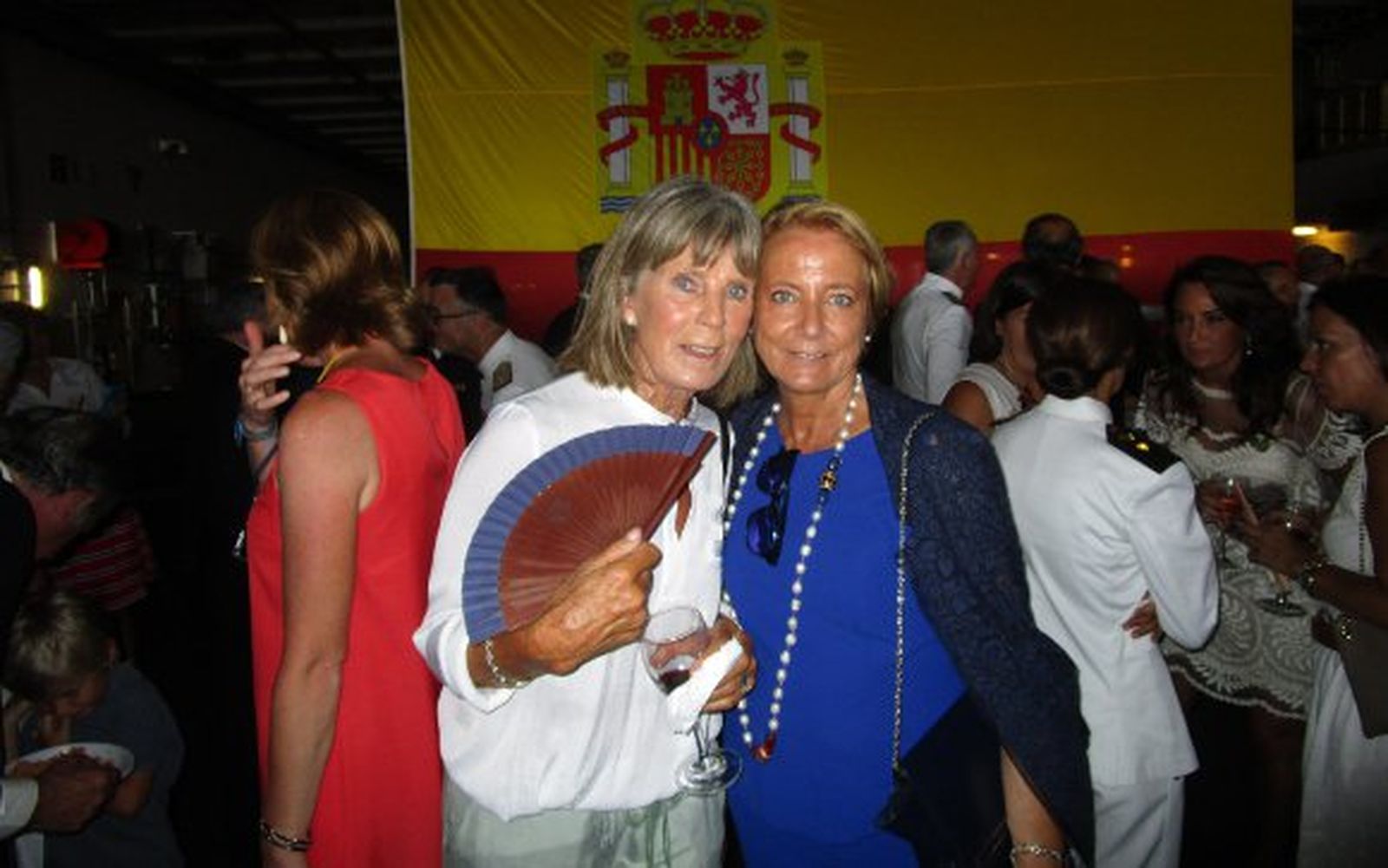 Caroline de Clerck con María García Lineses.

Foto: Ignacio Casas de Ciria