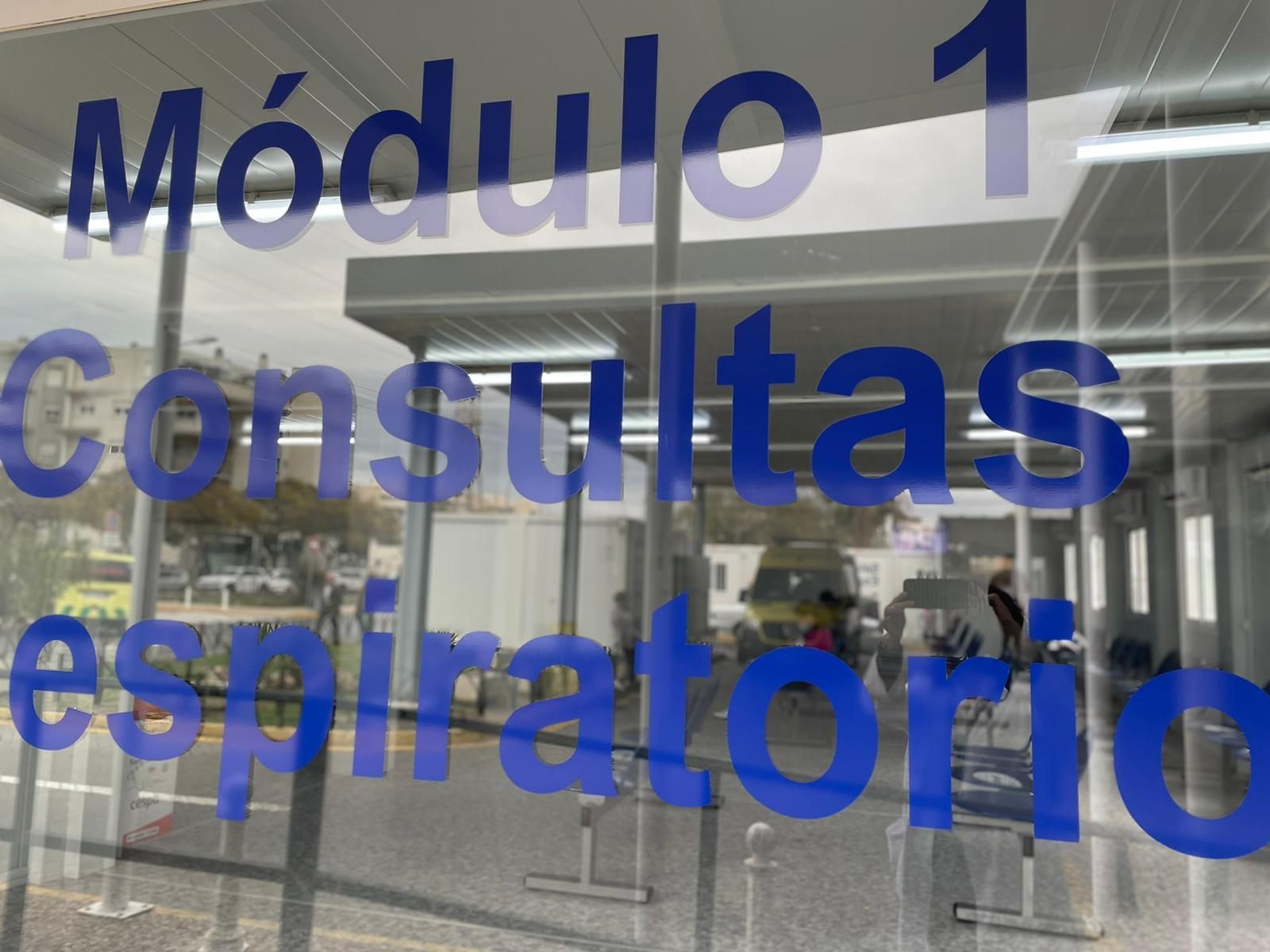 Módulo de consultas respiratorias del Hospital Clínico.