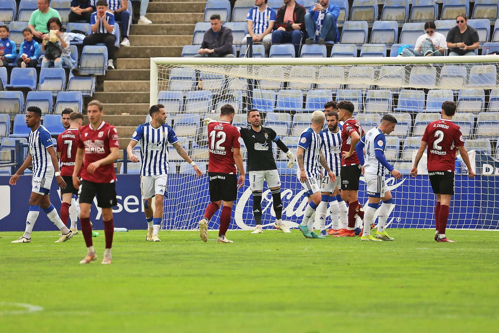Imágenes del encuentro entre el Recreativo de Huelva y la AD Mérida