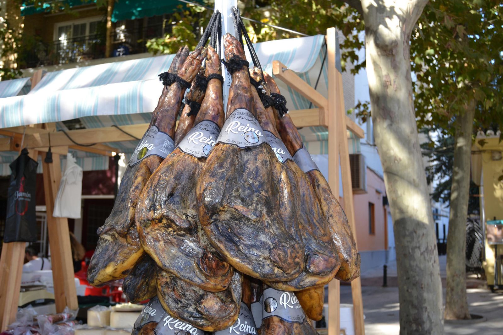 La XI Feria del Jamón de Campillos, en imágenes