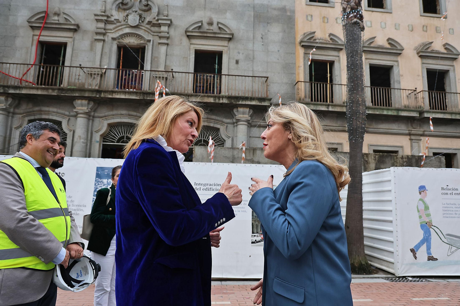 Imágenes de la visita las obras de la antigua Delegación de Hacienda