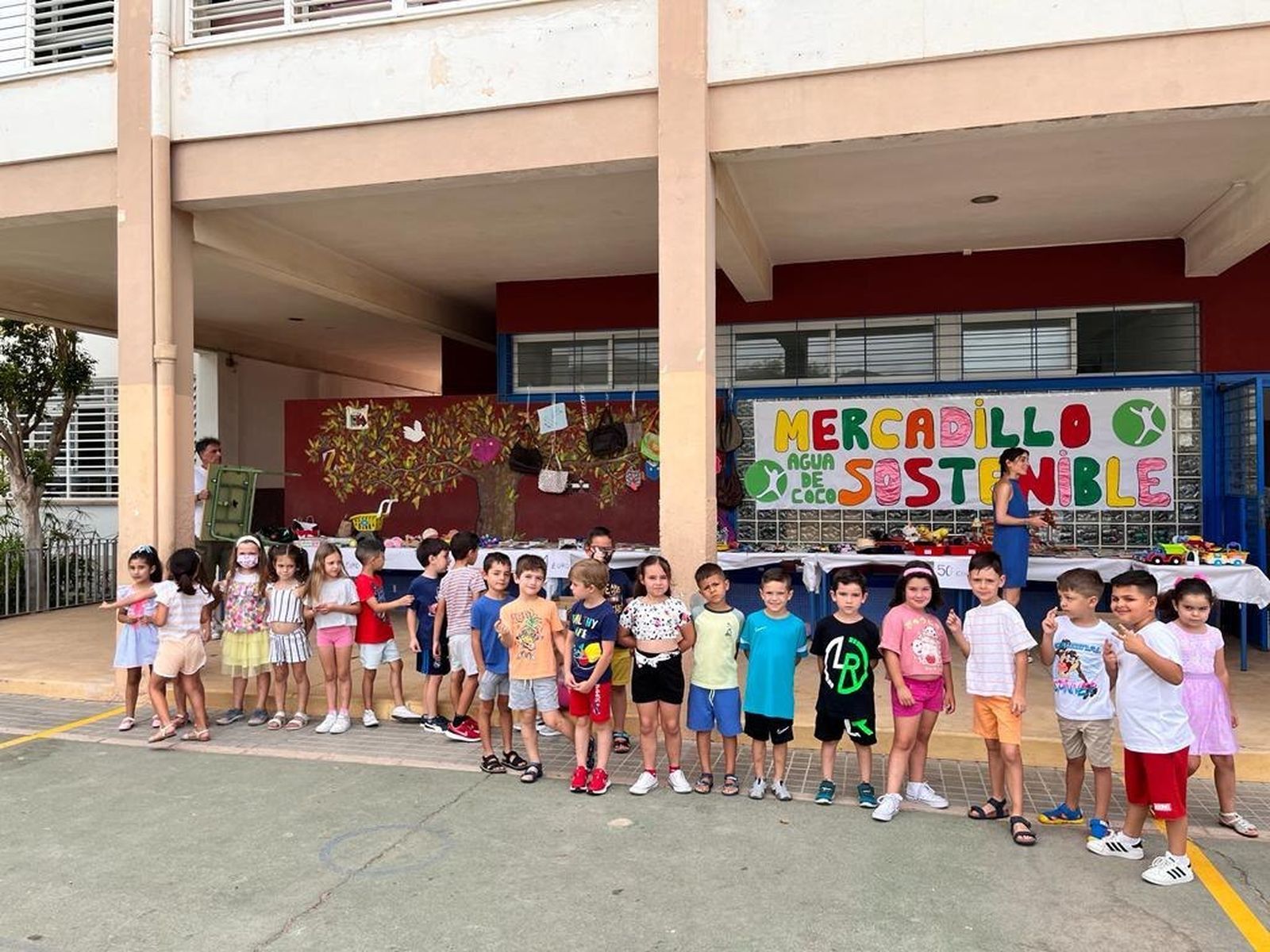 La sostenibilidad pone las bandas a los alumnos del CEIP Buenavista de Huércal de Almería