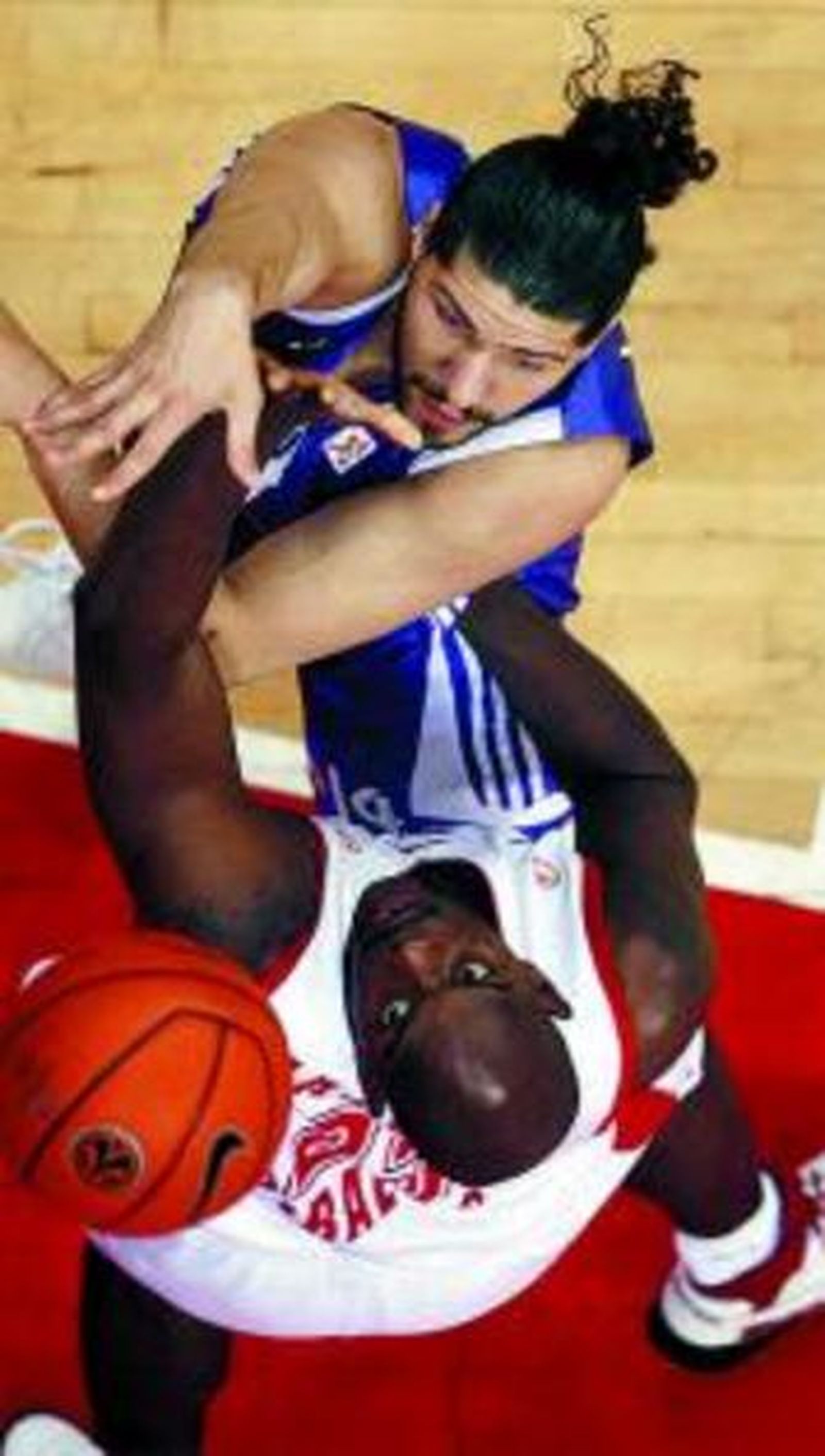 Papadopoulos y Jackson.