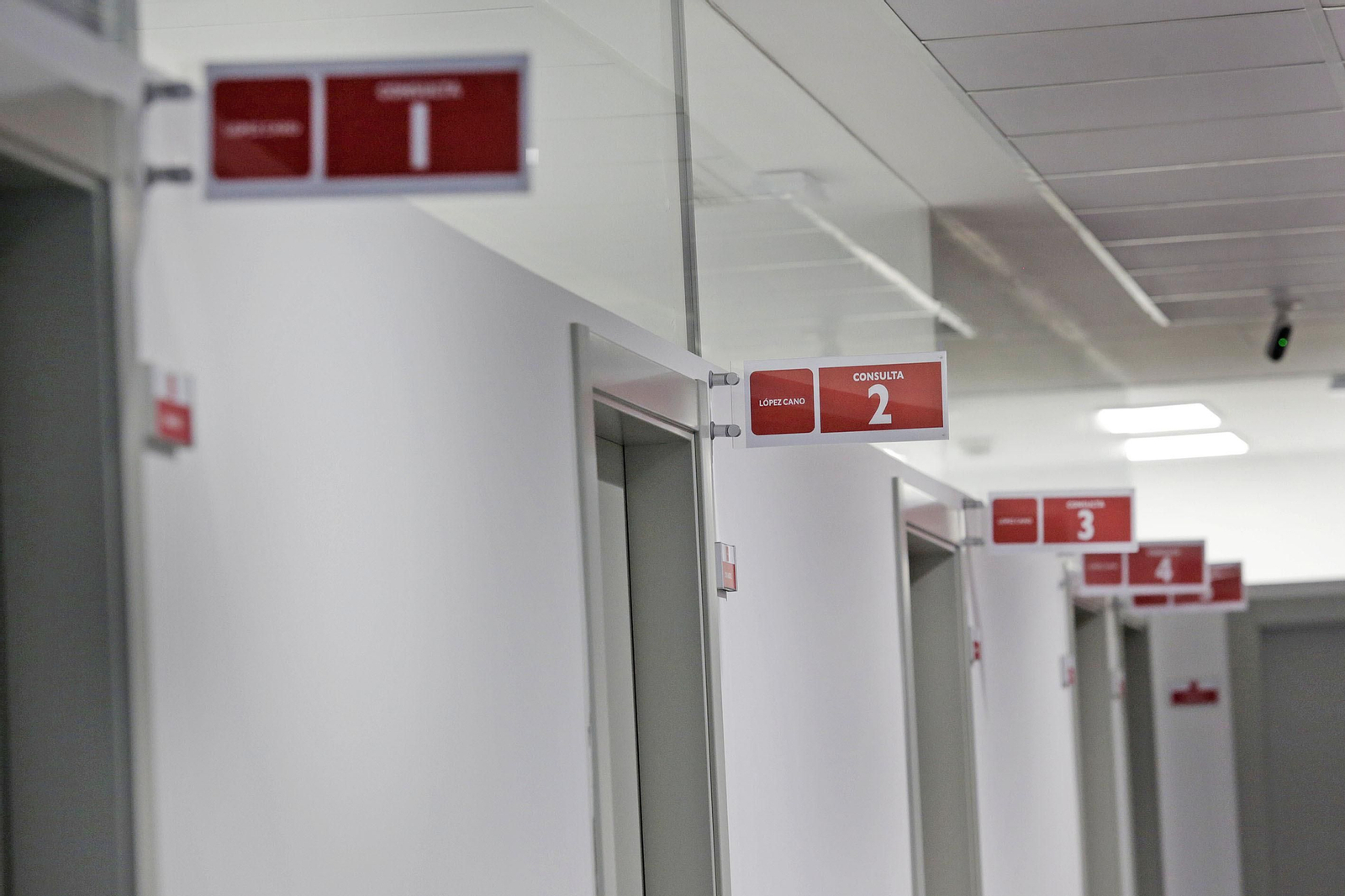 Imágenes de la nueva clínica Lopez Cano en el Estadio Carranza