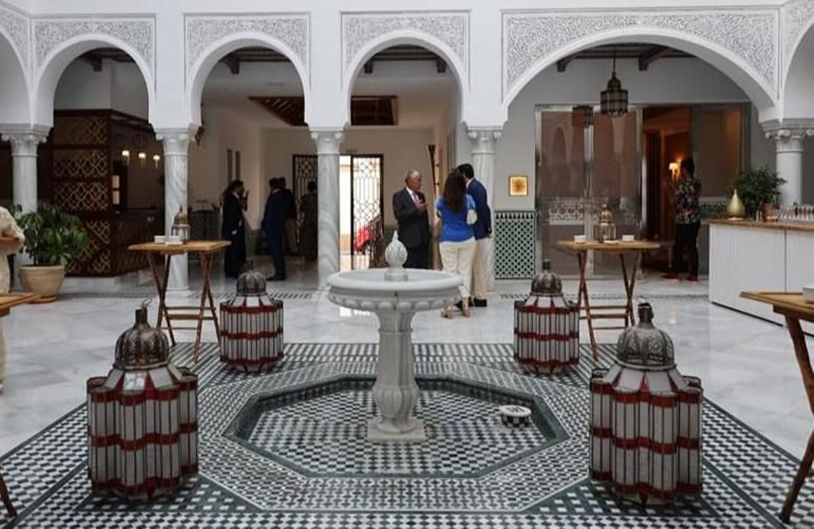 Una vista interior del nuevo apartahotel turístico La Bailla, de Rota.