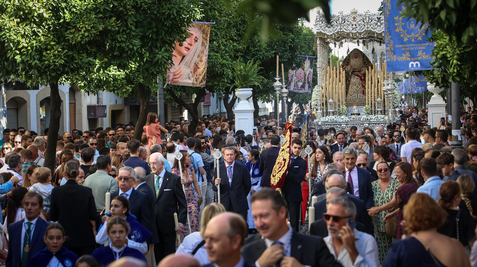 La Virgen de la Estrella ilumina las calles de Jerez La Virgen de la Estrella ilumina las calles de Jerez
