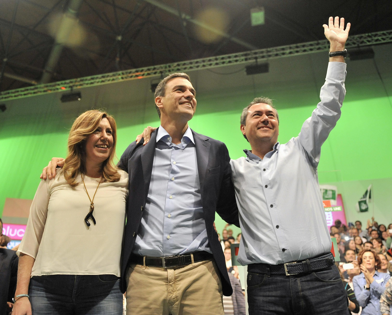 Susana  Díaz , Pedro  Sánchez  y Juan Espadas en un acto del partido en 2014.