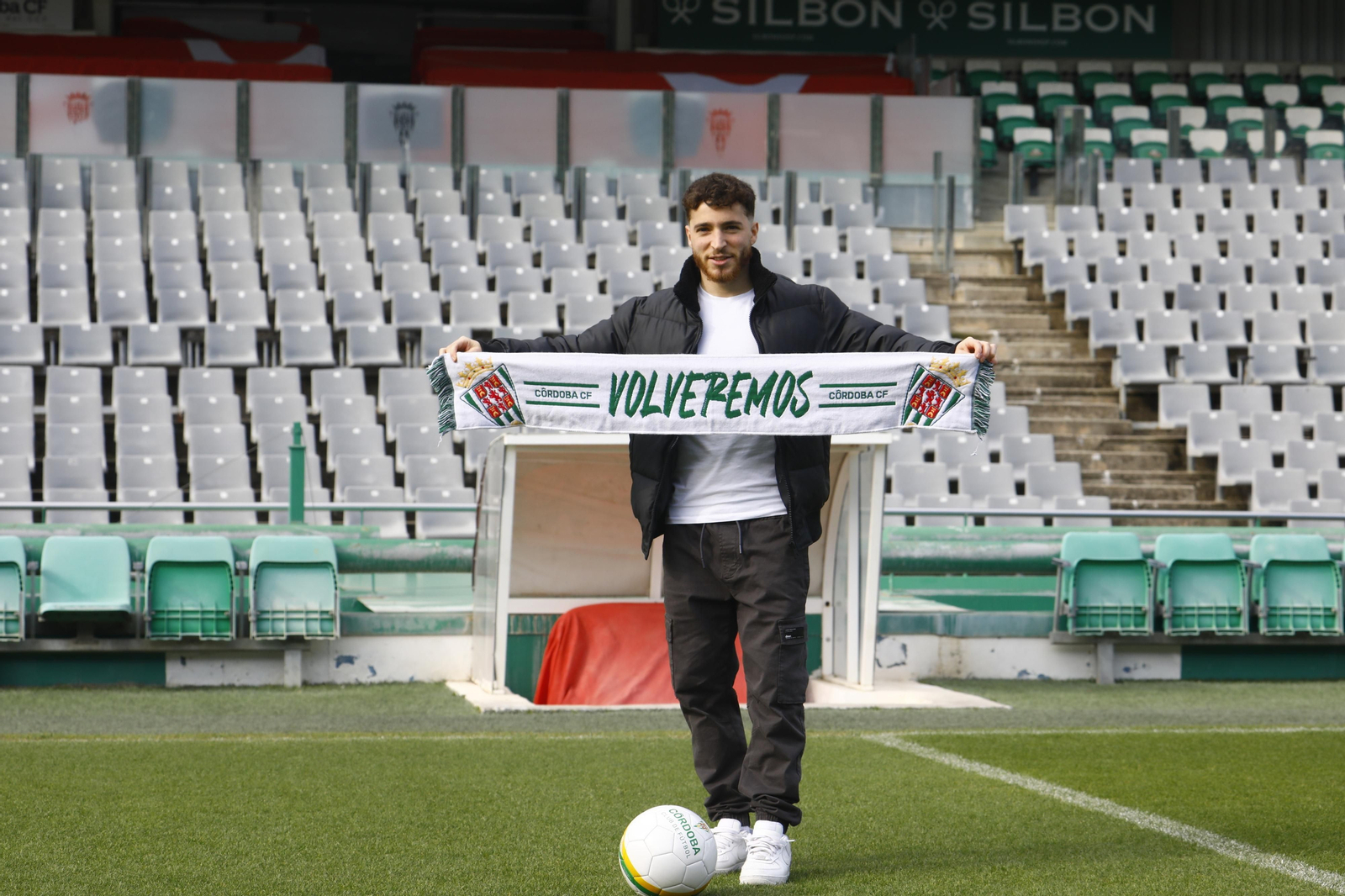 La presentación de Armando Shashua como jugador del Córdoba CF, en imágenes