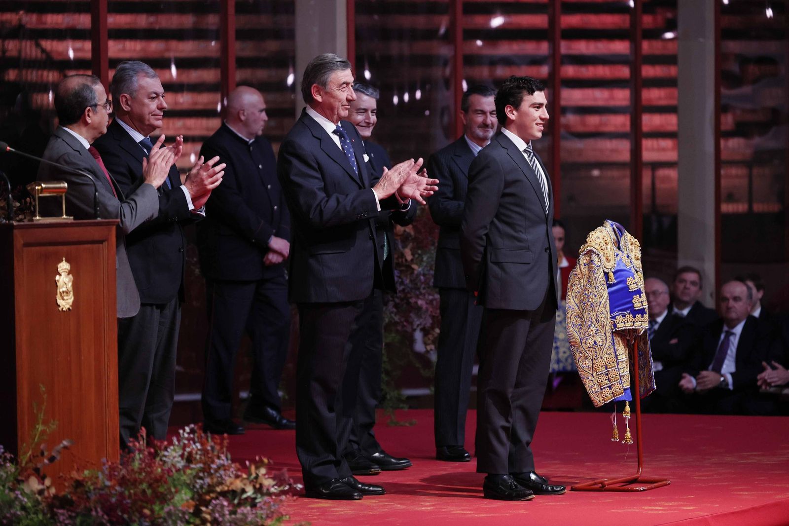 La Entrega de los premios taurinos y universitarios de la Real Maestranza en imágenes