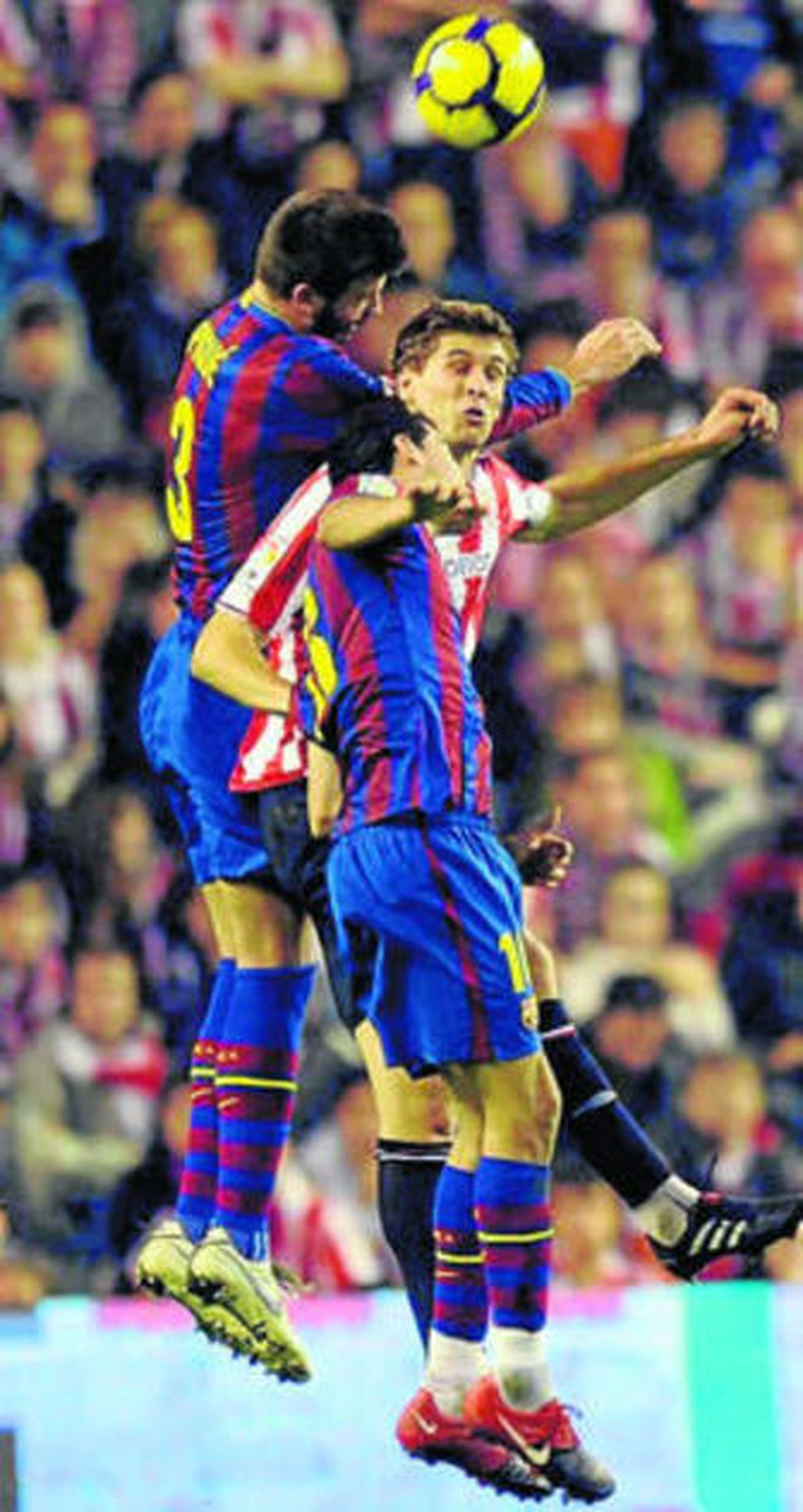 Piqué, un fijo en la zaga azulgrana.