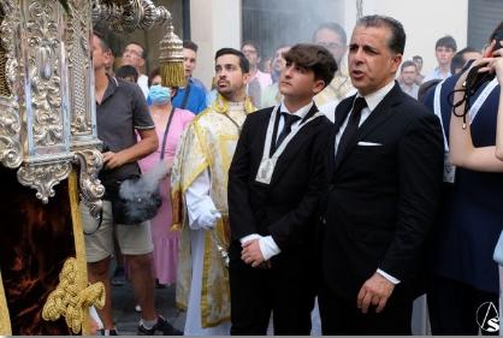 José Manuel Palomo comandando el paso del Carmen del Santo Ángel