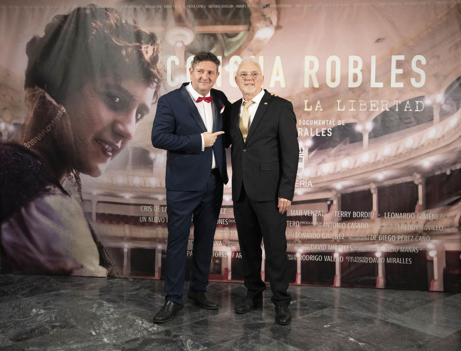 El estreno en Almería del largometraje documental "Concha Robles", en imágenes