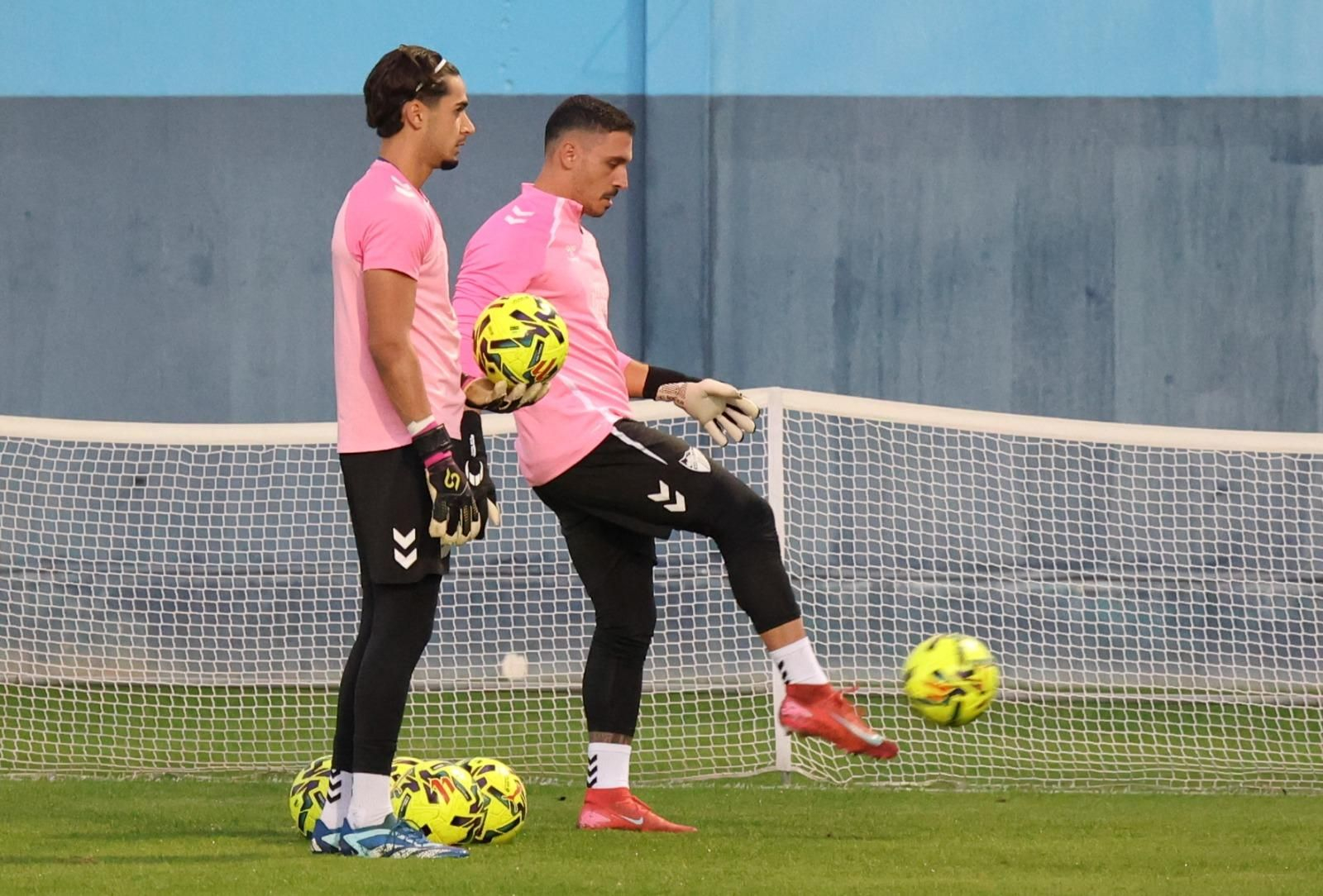 Sergio Pellicer sigue con fuerza al frente del Málaga CF