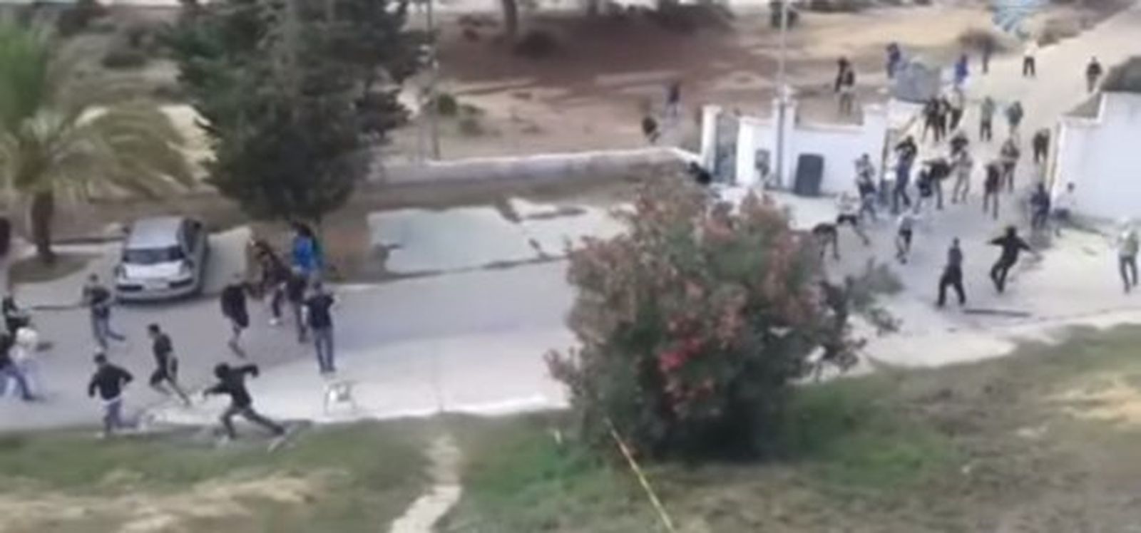 Detenidos nueve aficionados del Xerez CD y tres del Cádiz por los incidentes en El Rosal