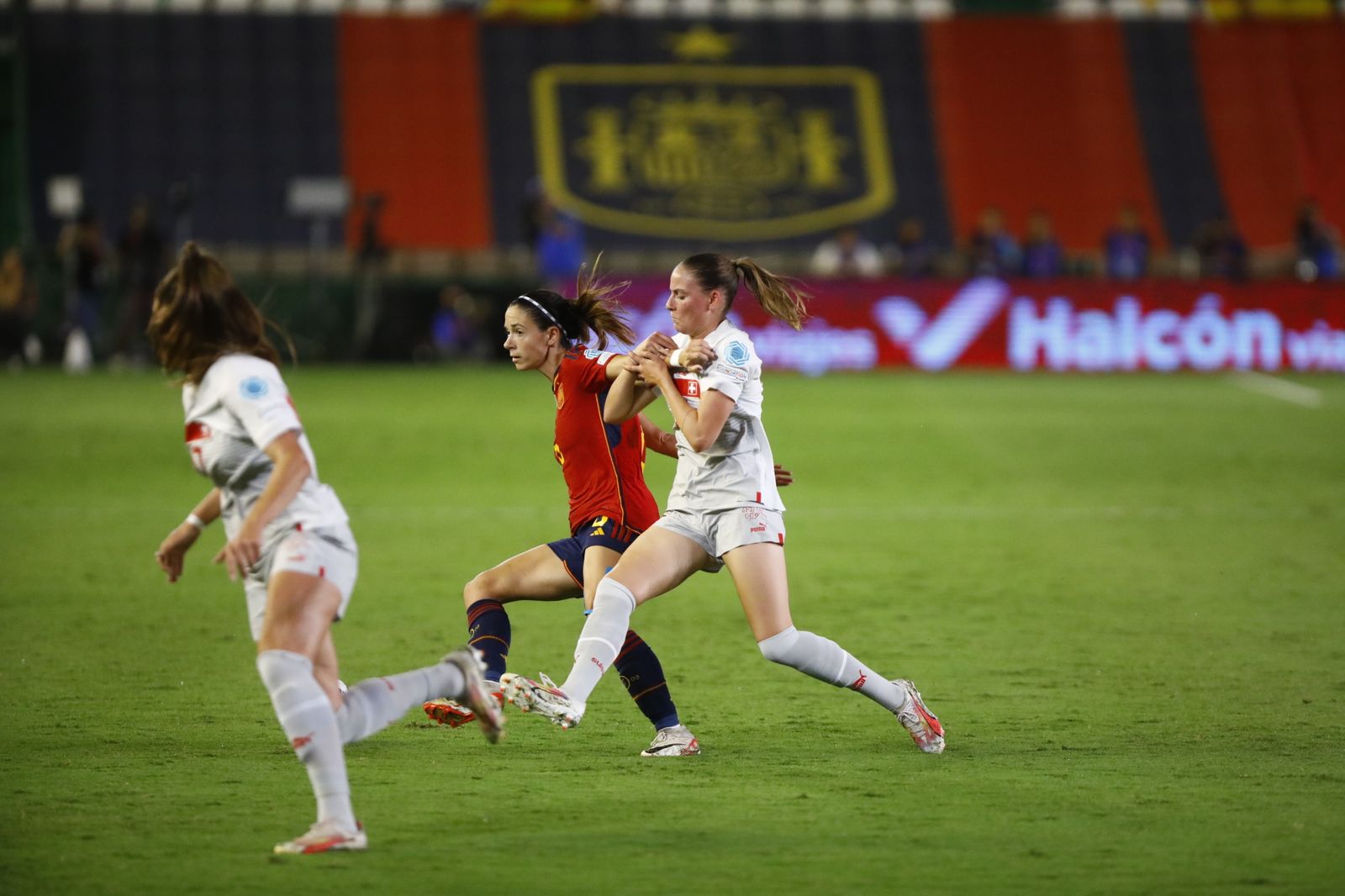 Las mejores fotos de la victoria de España ante Suiza en El Arcángel de Córdoba