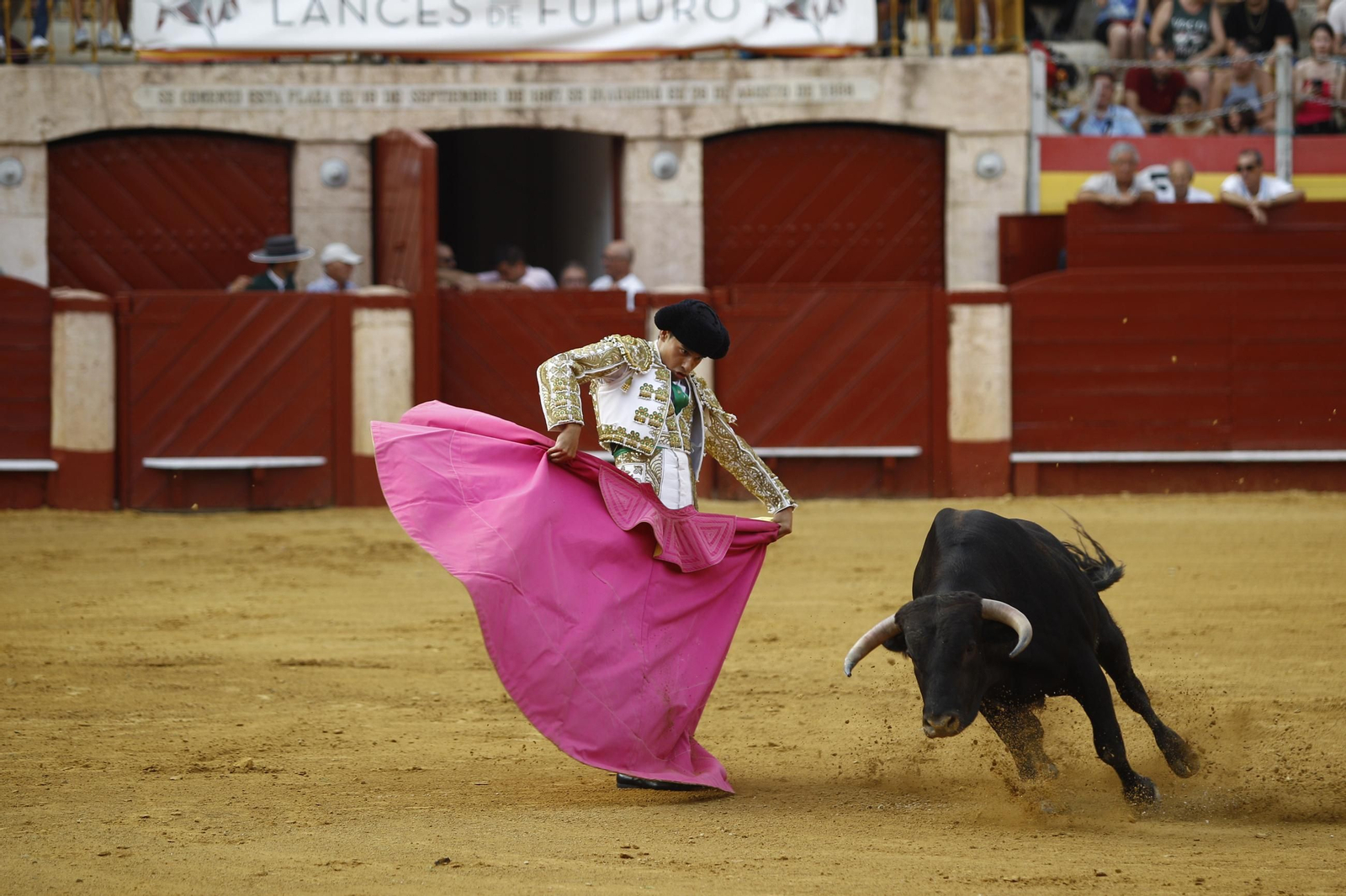 Las mejores imágenes de la clase práctica de la Escuela Municipal Taurina de Almería