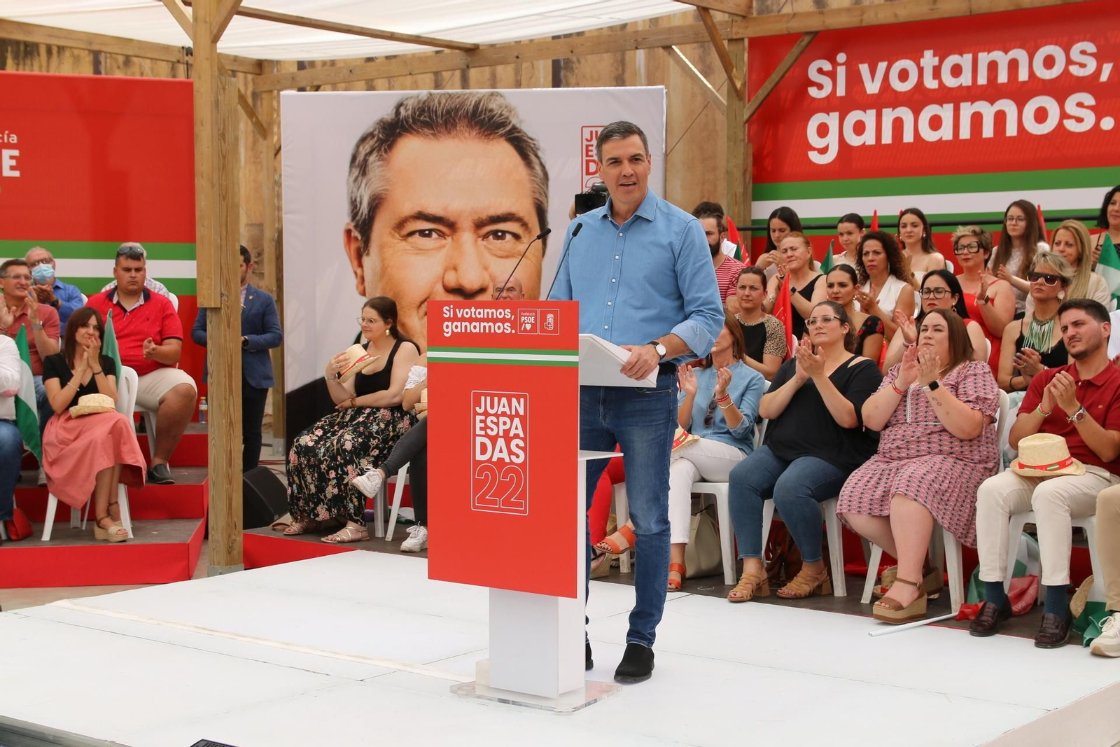 Juan Espadas comienza la campaña electoral con Pedro Sánchez, en imágenes