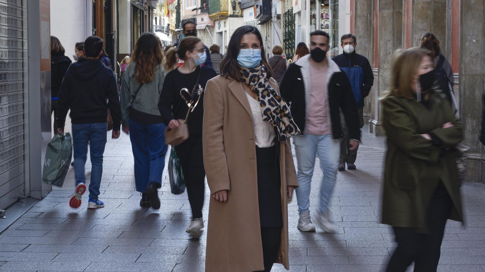 La farmacéutica es técnico del Colegio de Farmacéuticos de Sevilla y vocal de la Asociación Española de Vacunología.