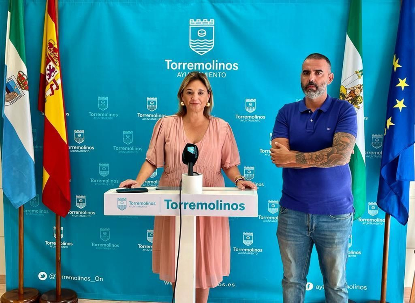 La alcaldesa, Margarita del Cid, y el edil de Hacienda, Luis Rodríguez.