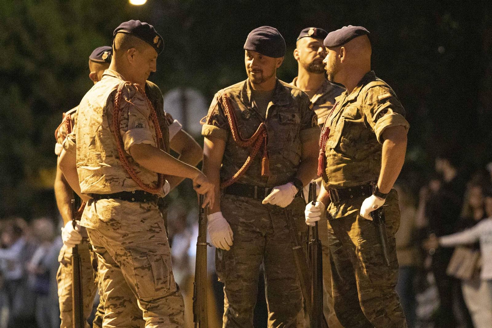 Las Fuerzas Armadas ensayan el desfile por las calles de Granada