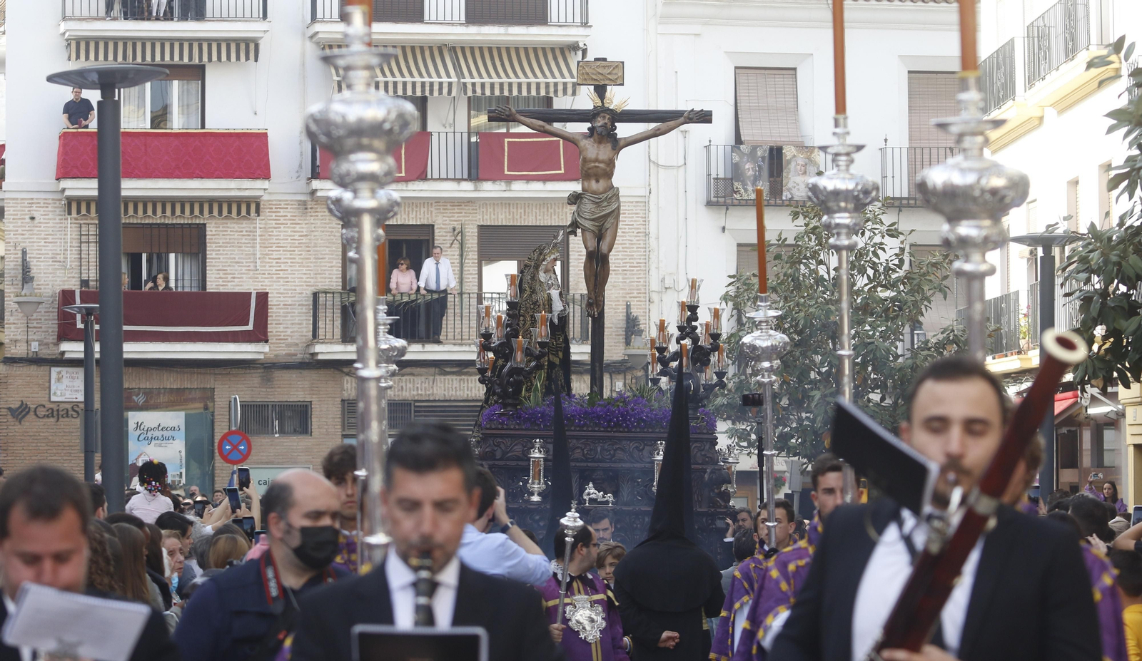 Viernes Santo en Córdoba: la procesión de la Expiración, en imágenes