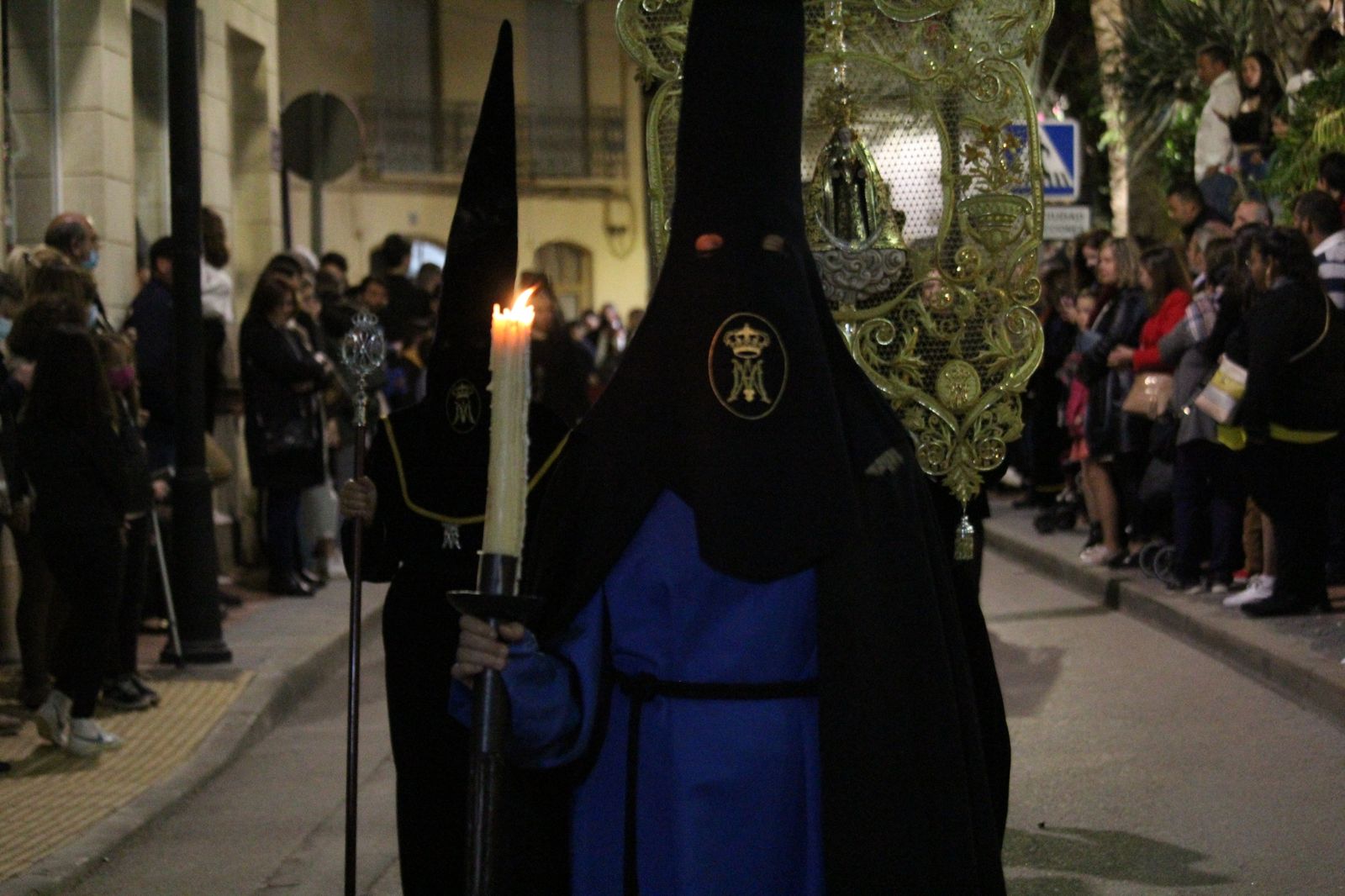 La procesión del Santo Entierro en Vera, en imágenes