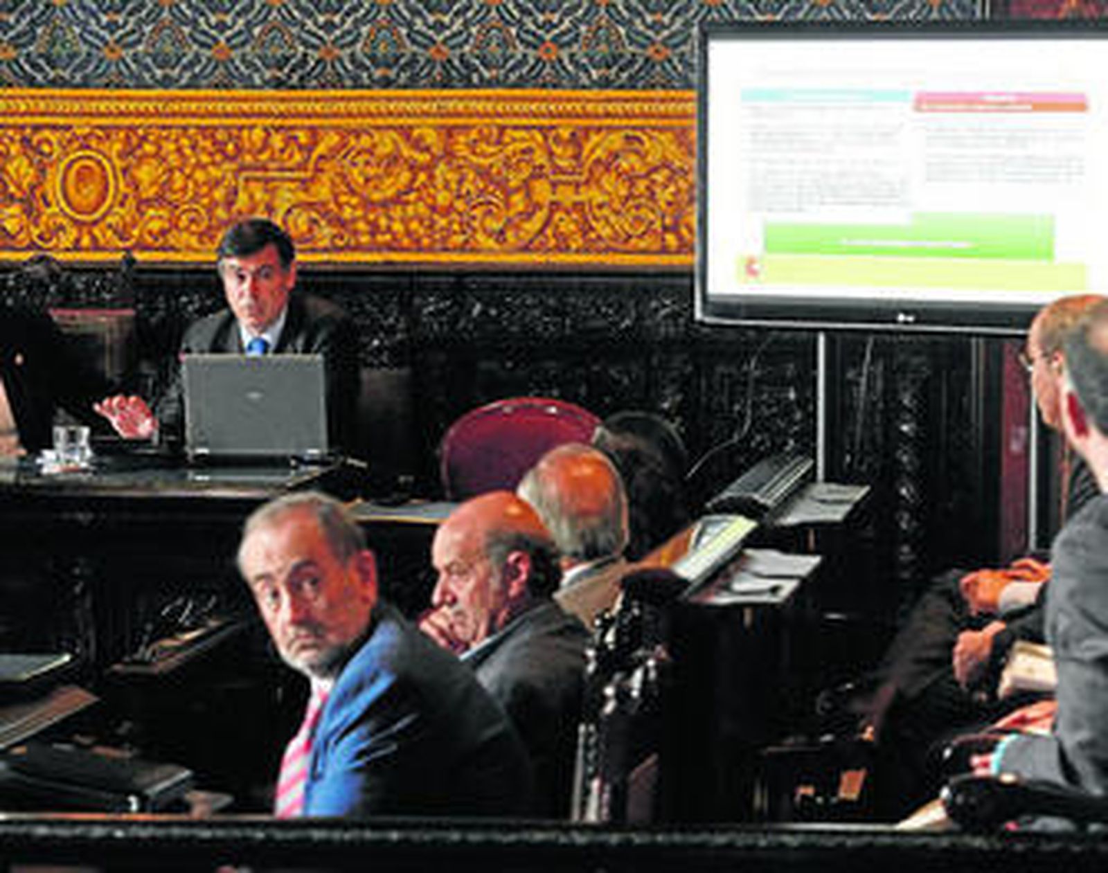 Manuel Valle, responsable del Ministerio de Industria, en la presentación el año pasado de las ayudas en Algeciras.