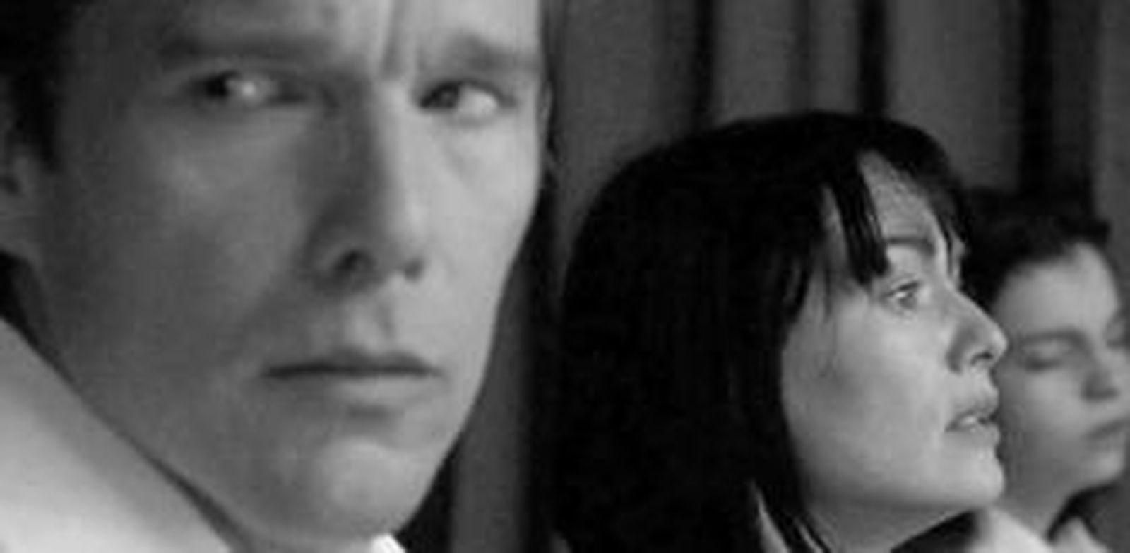 Ethan Kawke encabeza el reparto de la fallida cinta de James DeMonaco.