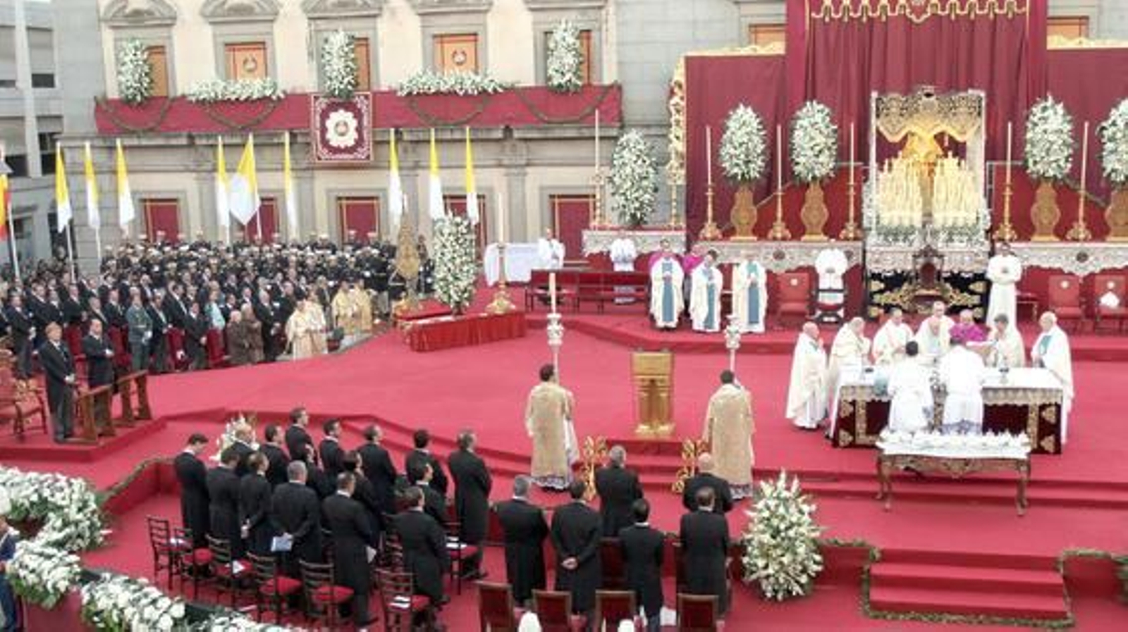 Coronación canónica de la Virgen de la Victoria.

Foto: Josué Correa