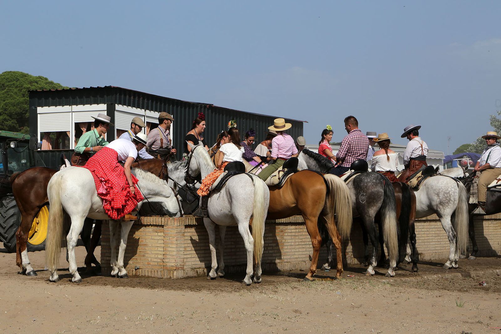 Las imágenes de la segunda jornada de camino de la Hermandad de Jerez