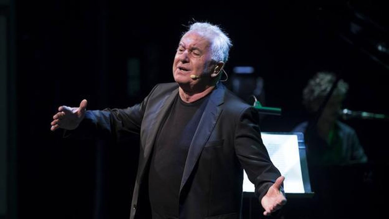 Víctor Manuel en concierto