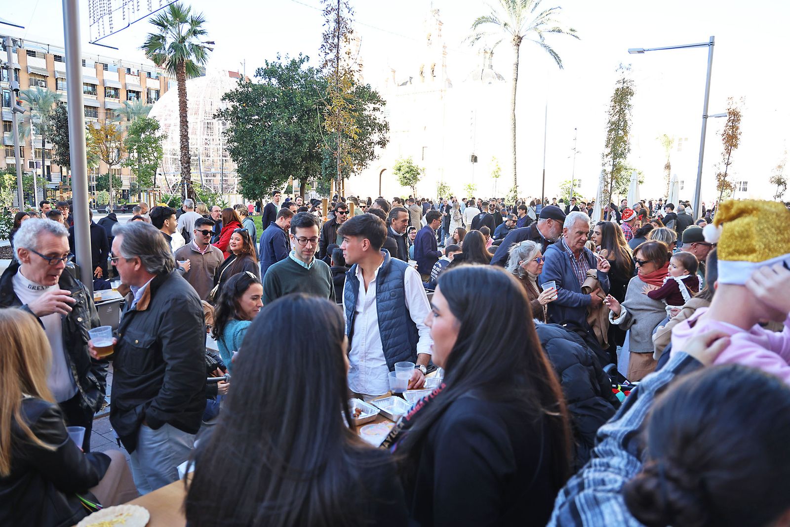 Imágenes de la fiesta del 24 de diciembre en las calle de Huelva