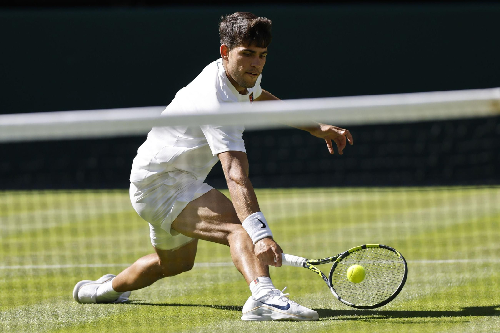 Las imágenes del debut de Alcaraz en Wimbledon y del resto de la jornada