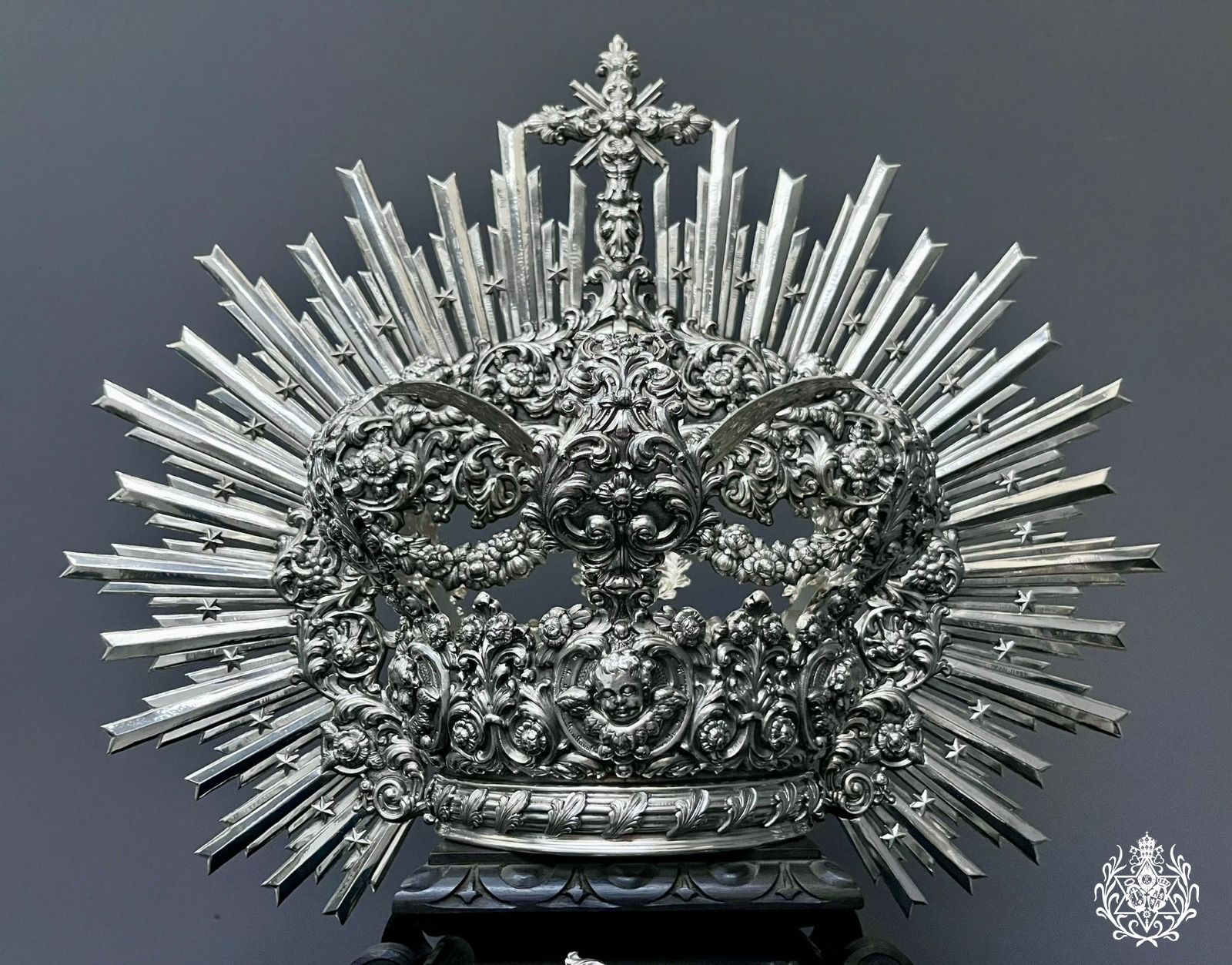 La nueva corona de la Estrella