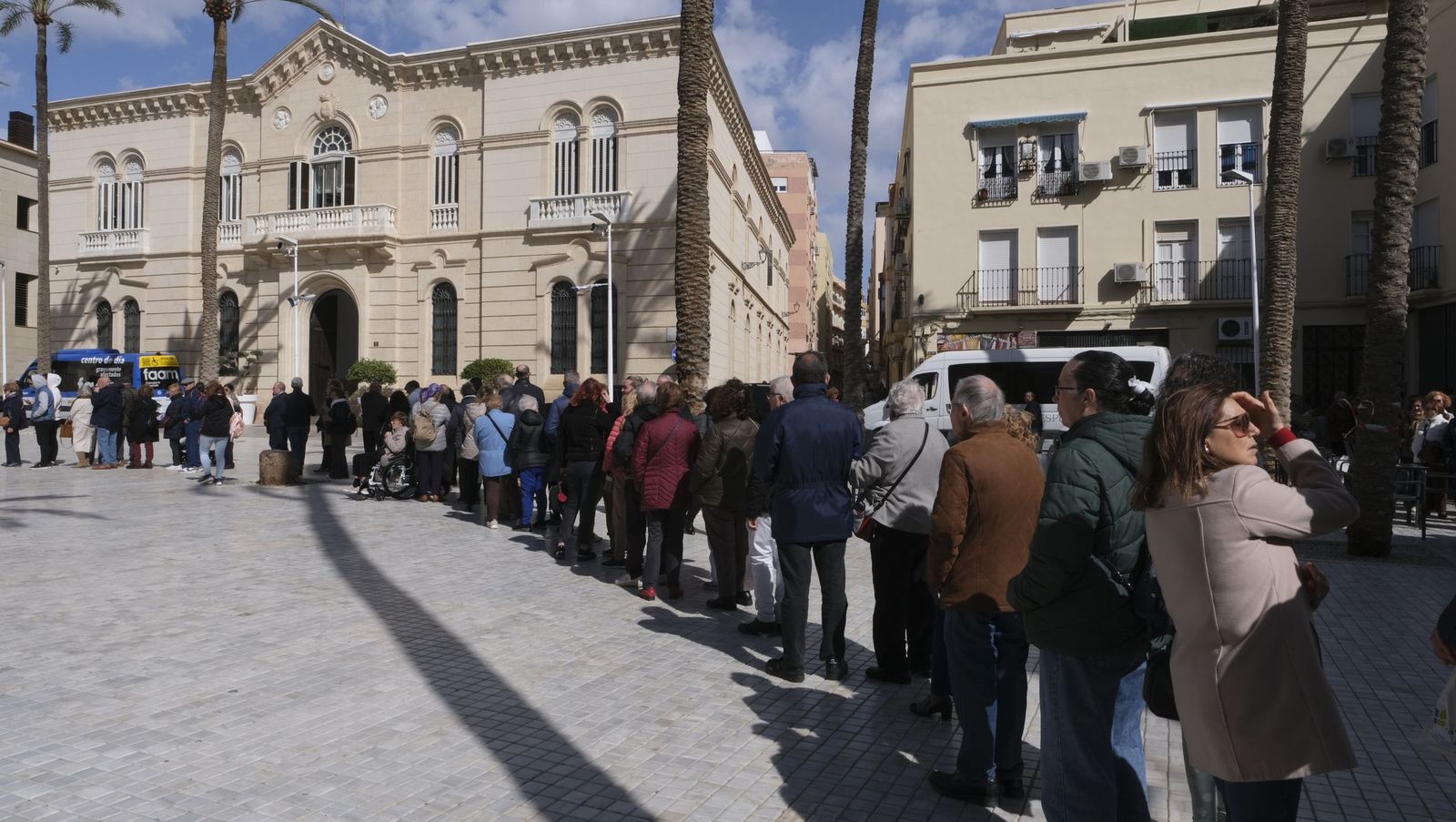 El besapiés del Cristo de Medinaceli en imágenes
