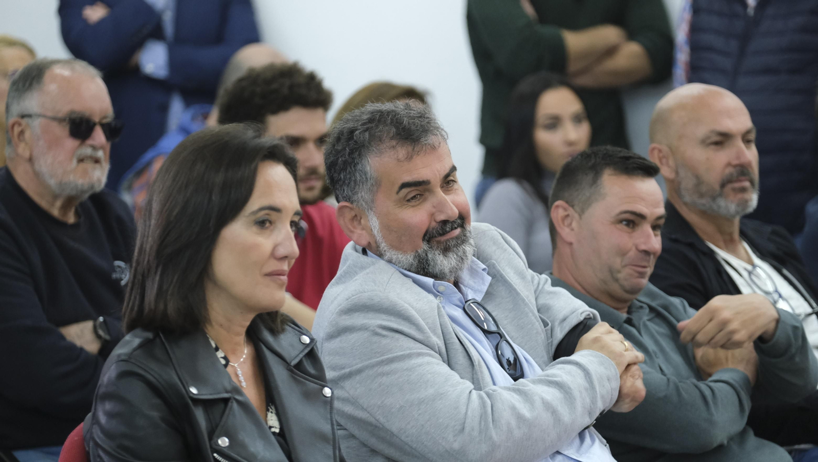 Las imágenes de la moción de censura en el Ayuntamiento de Carboneras