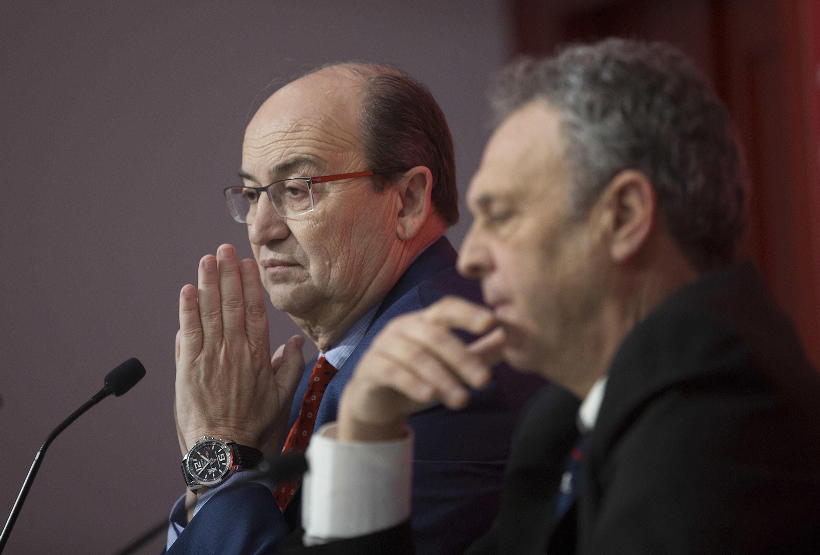 José Castro habla durante la rueda de prensa.