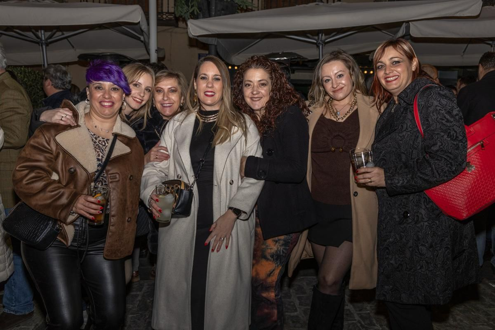 Zambomba de la Hermandad de la Buena Muerte y actuación de Maria Soledad