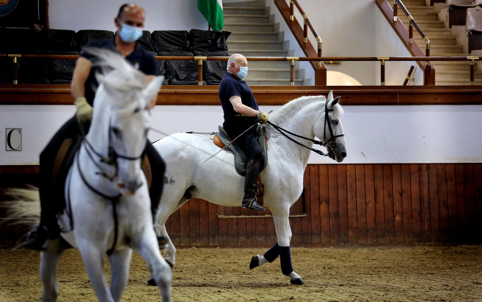 Real Escuela de Arte Ecuestre,Coronavirus