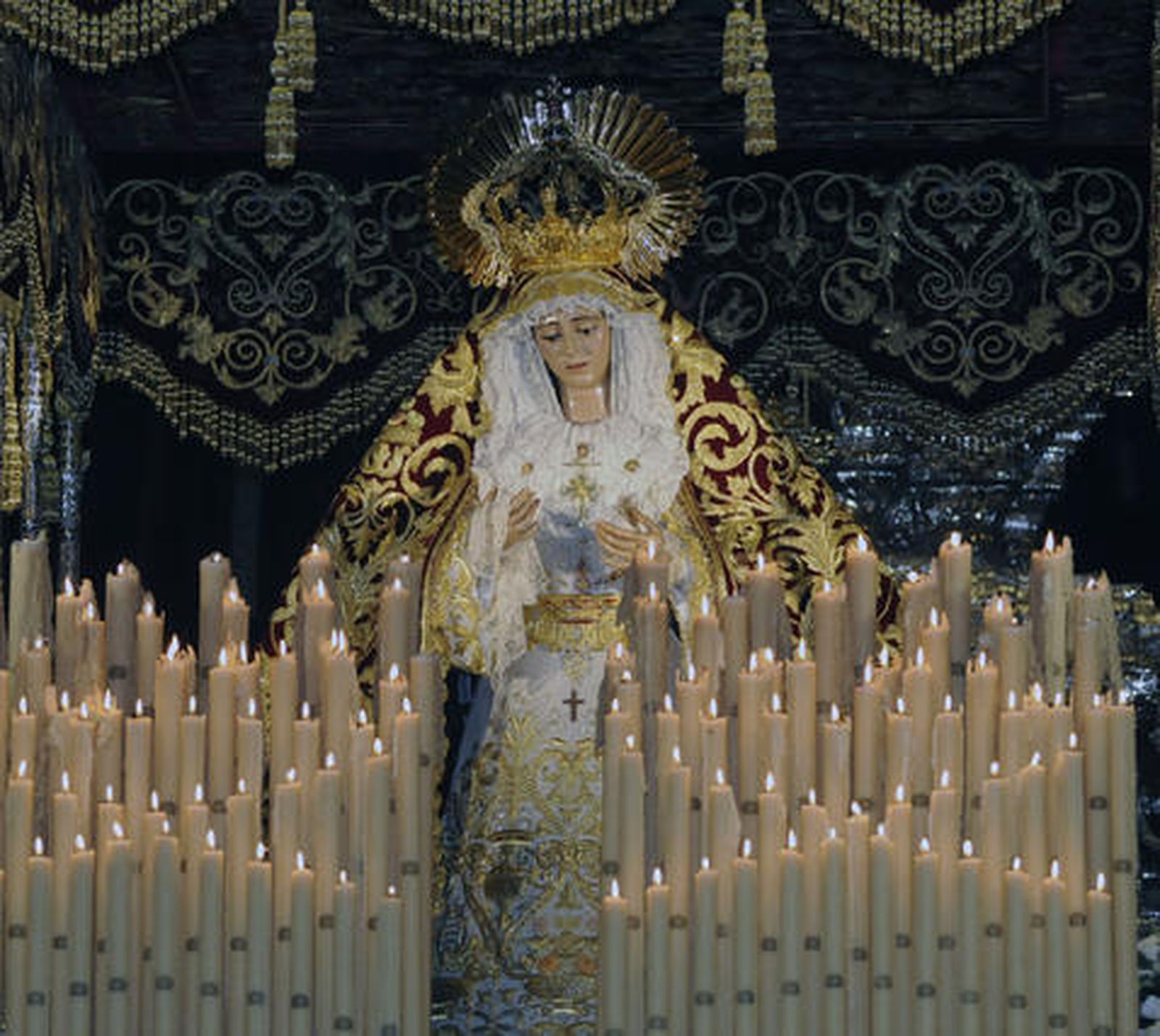 Acto de coronación de la Virgen de Regla, en la Catedral.

Foto: Juan Carlos Vázquez