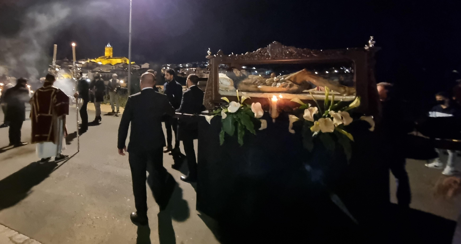 Traslado del Cristo Yacente de Zalamea.