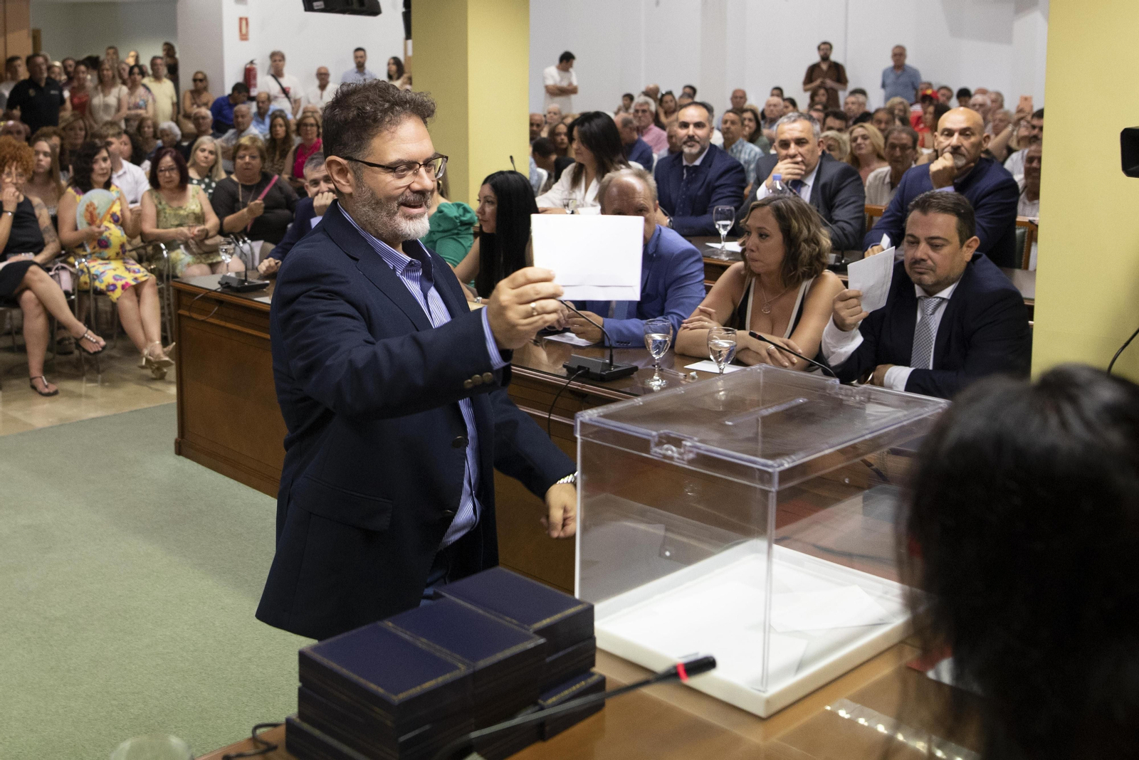 La constitución de los Ayuntamientos de Granada, en imágenes