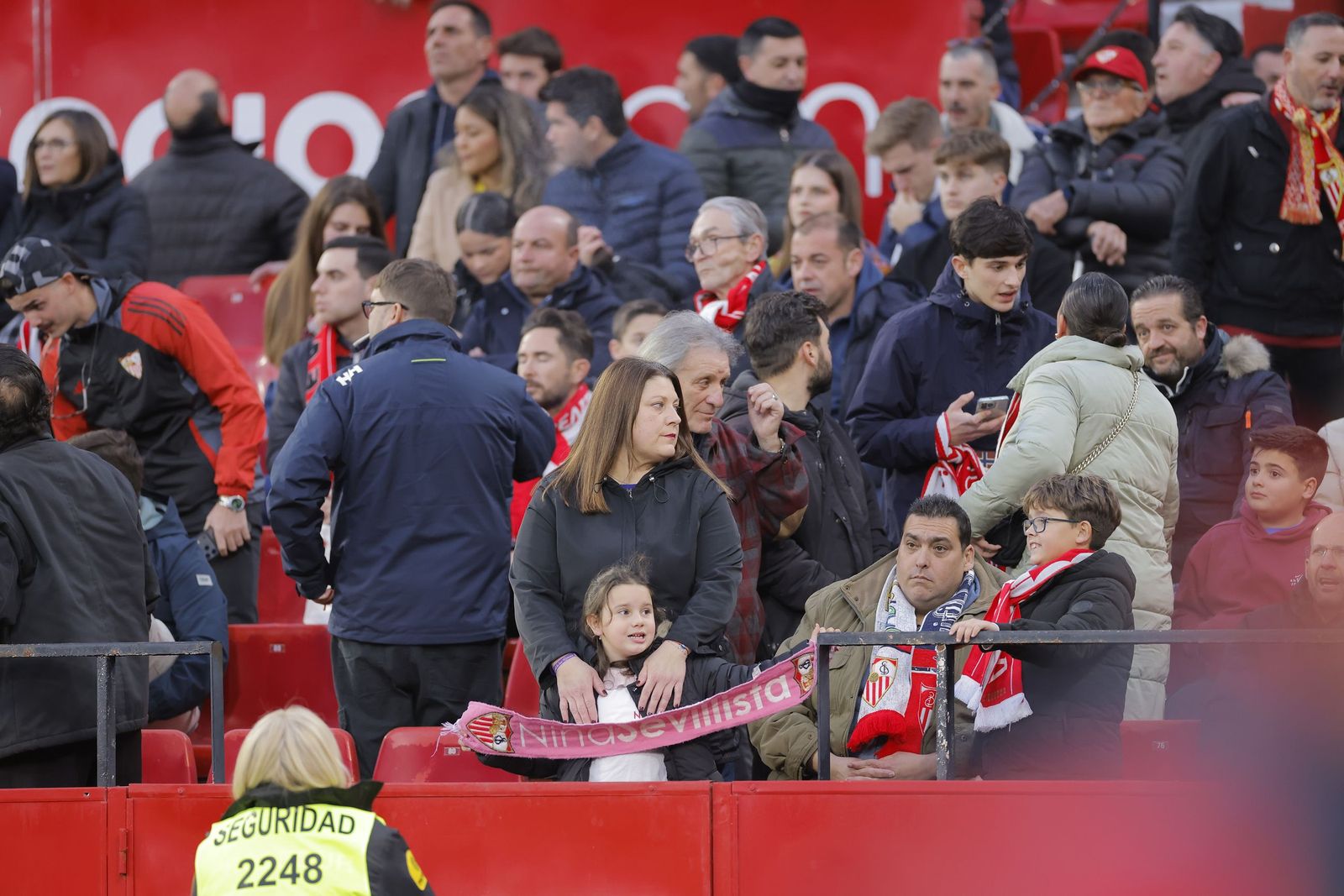 Búscate en las fots del Sevilla fC - Bibao